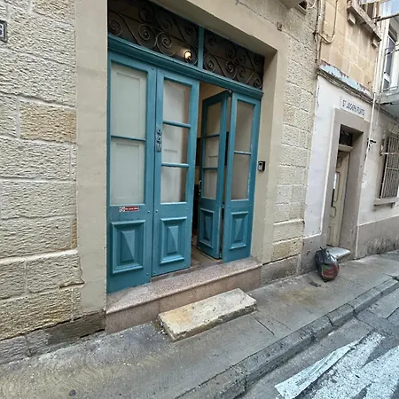 Stella Mares Cosy 2bdroom Fully Equipped Maisonette Apartamento Sliema