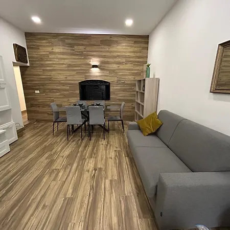 Stella Mares Cosy 2bdroom Fully Equipped Maisonette *