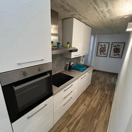 Апартаменты Stella Mares Cosy 2bdroom Fully Equipped Maisonette Слима
