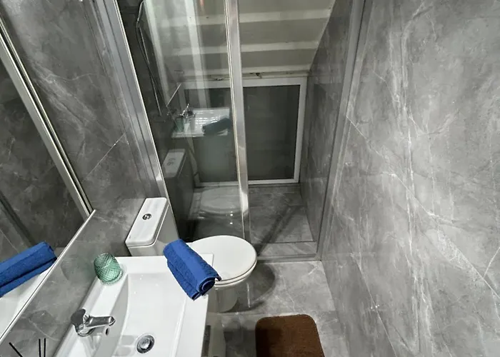 Stella Mares Cosy 2bdroom Fully Equipped Maisonette * סליאמה