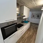 아파트 Stella Mares Cosy 2bdroom Fully Equipped Maisonette 슬리에마